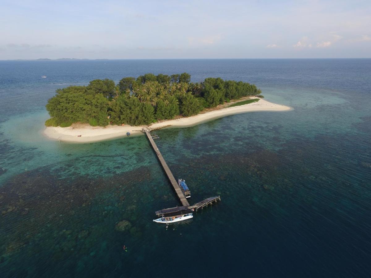 Ayu Hotel Karimunjawa Εξωτερικό φωτογραφία