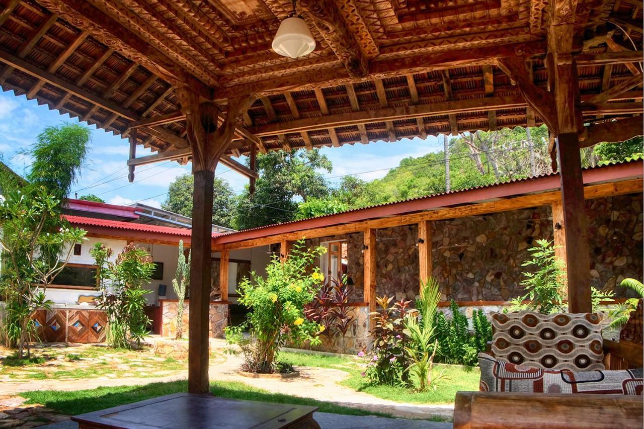 Ayu Hotel Karimunjawa Εξωτερικό φωτογραφία
